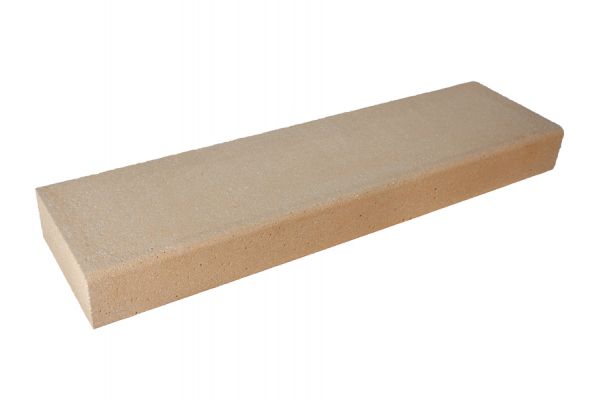 PARADISO Blockstufe, ocker, gestrahlt, gefast