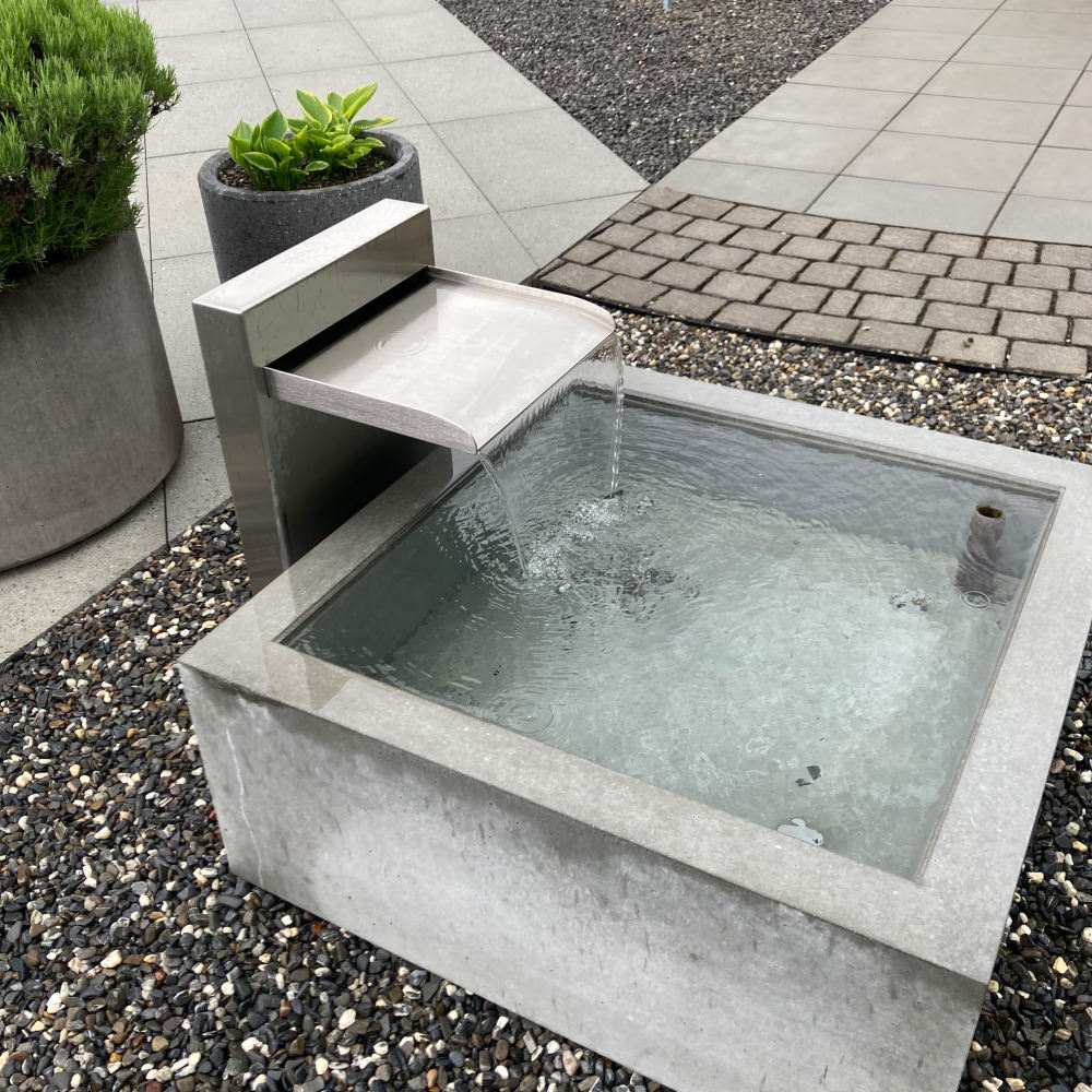 Einlaufstele aus Chromstahl, INOX Chromstahl