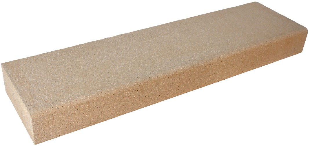 PARADISO Blockstufe, ocker, gestrahlt, gefast
